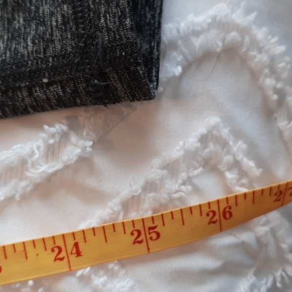 Aerie leggings. Heather Gray Size Medium, Pockets - Picture 7 of 15